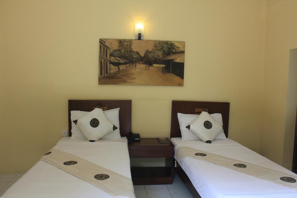 Grand 7 Hotel Thalawathugoda Talawatugoda Ngoại thất bức ảnh
