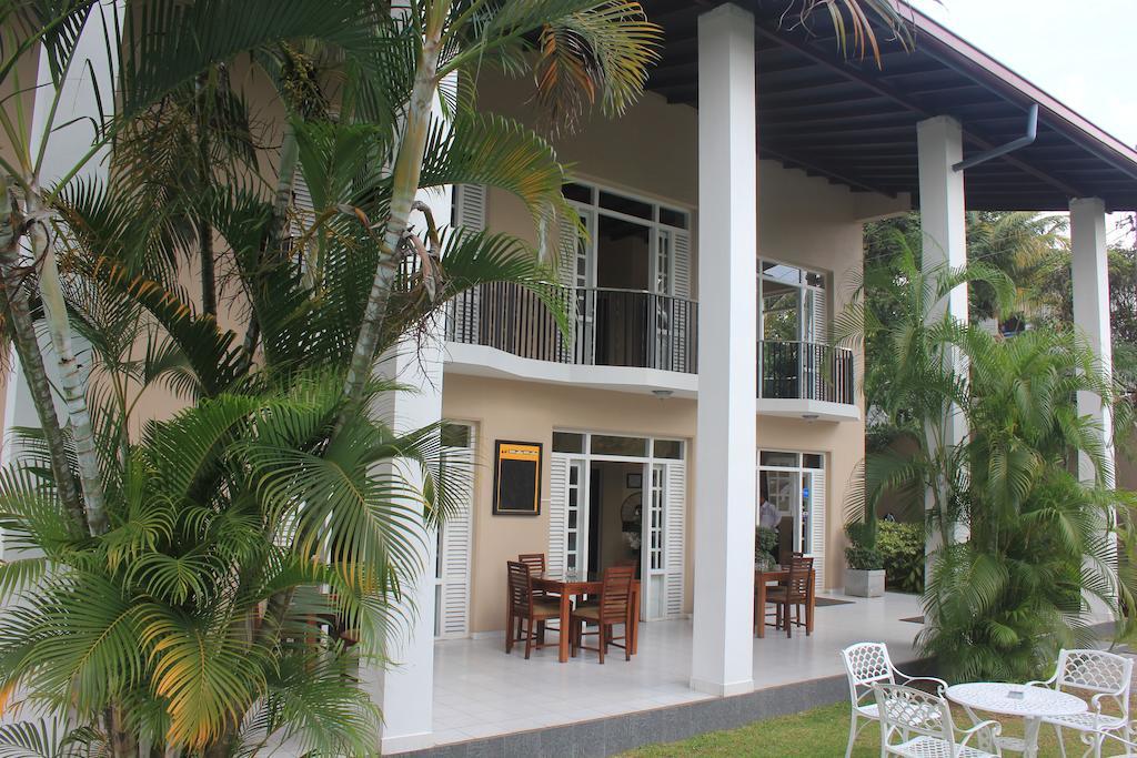 Grand 7 Hotel Thalawathugoda Talawatugoda Ngoại thất bức ảnh